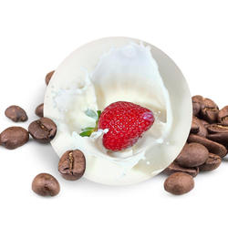 ERDBEEREN MIT SAHNE Bohnenkaffee